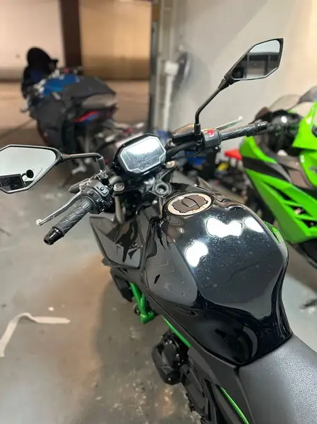 Kawasaki Z 650 - foto 6