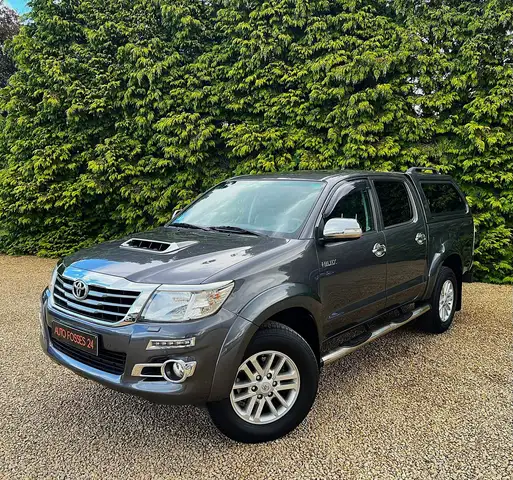 Toyota Hilux 3.0 D-4D 4WD STX AmaZonia DOUBLE CABINE 5 PLACES