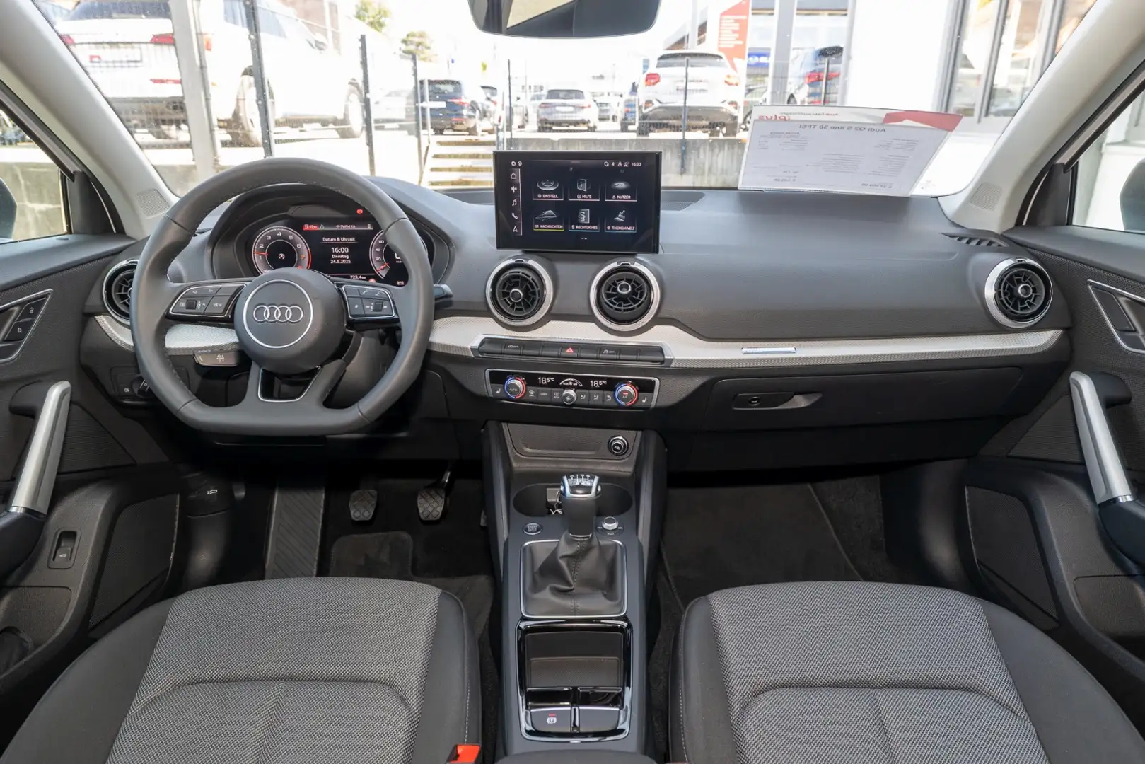 Audi Q2 S line 30 TFSI (Sposi,AHK,Smartph.interface,Kom Weiß - 2