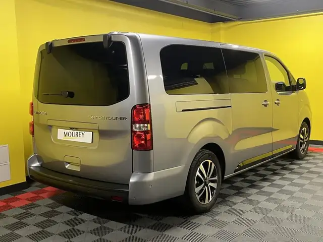 Citroen Spacetourer view 4