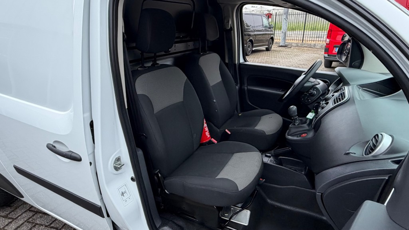 Renault Kangoo 1.5 DCI 85KW 115PK L2H1 MAXI EIRO 6 IMPERIAAL/ AIR — photo 6