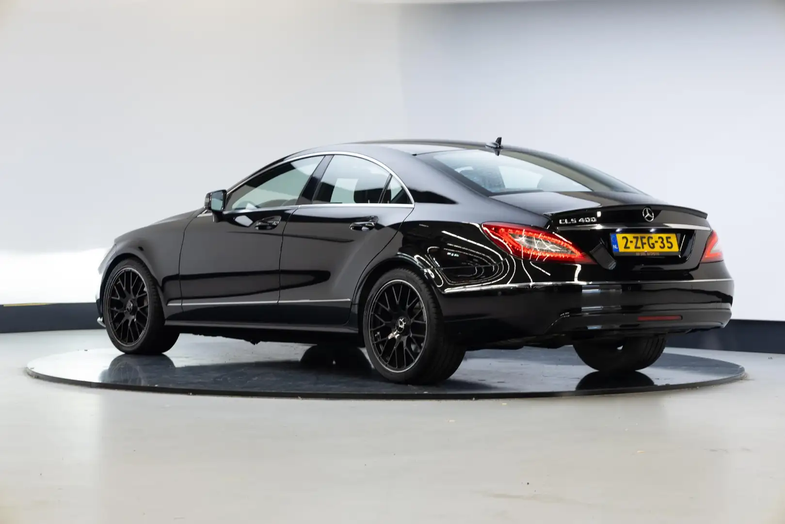 Mercedes-Benz CLS 400 Nette auto Schwarz - 2