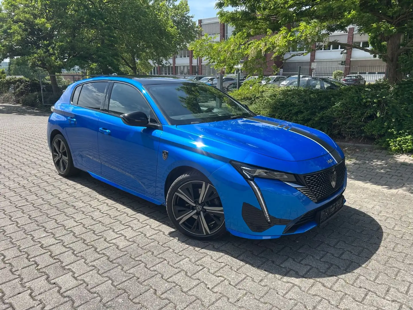 Peugeot 308 BlueHDi 130 EAT8 GT EAT8 Panorama Blau - 2