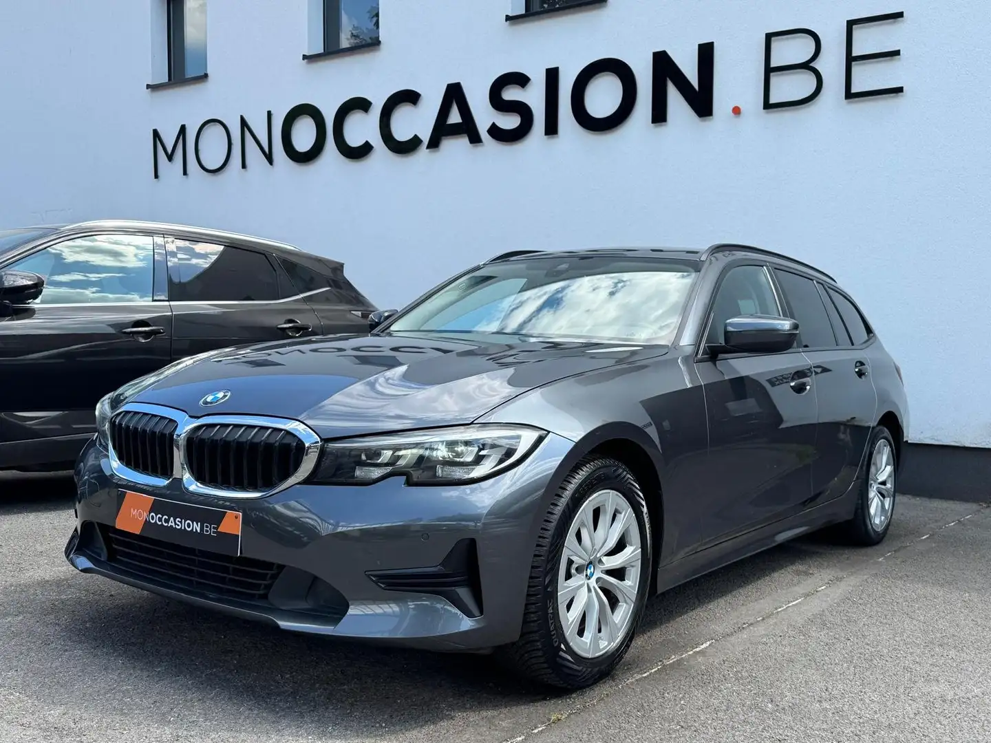 BMW 316 dA Touring *GPS*CarPlay*CUIR*SG CHAUFF*HAYON ELEC* Сірий - 2