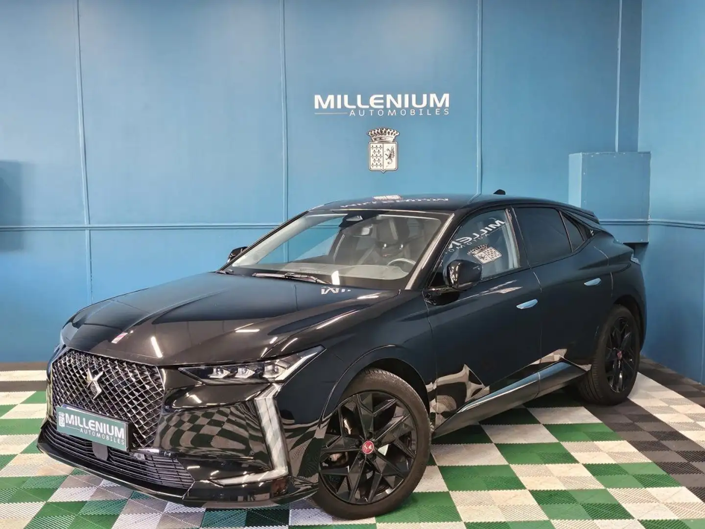DS Automobiles DS 4 BLUEHDI 130CH PERFORMANCE LINE %2B AUTOMATIQUE Noir - 1