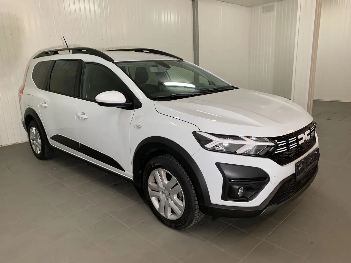 Dacia Jogger Expression Hybrid 140 5-sitzig Weiß - 1