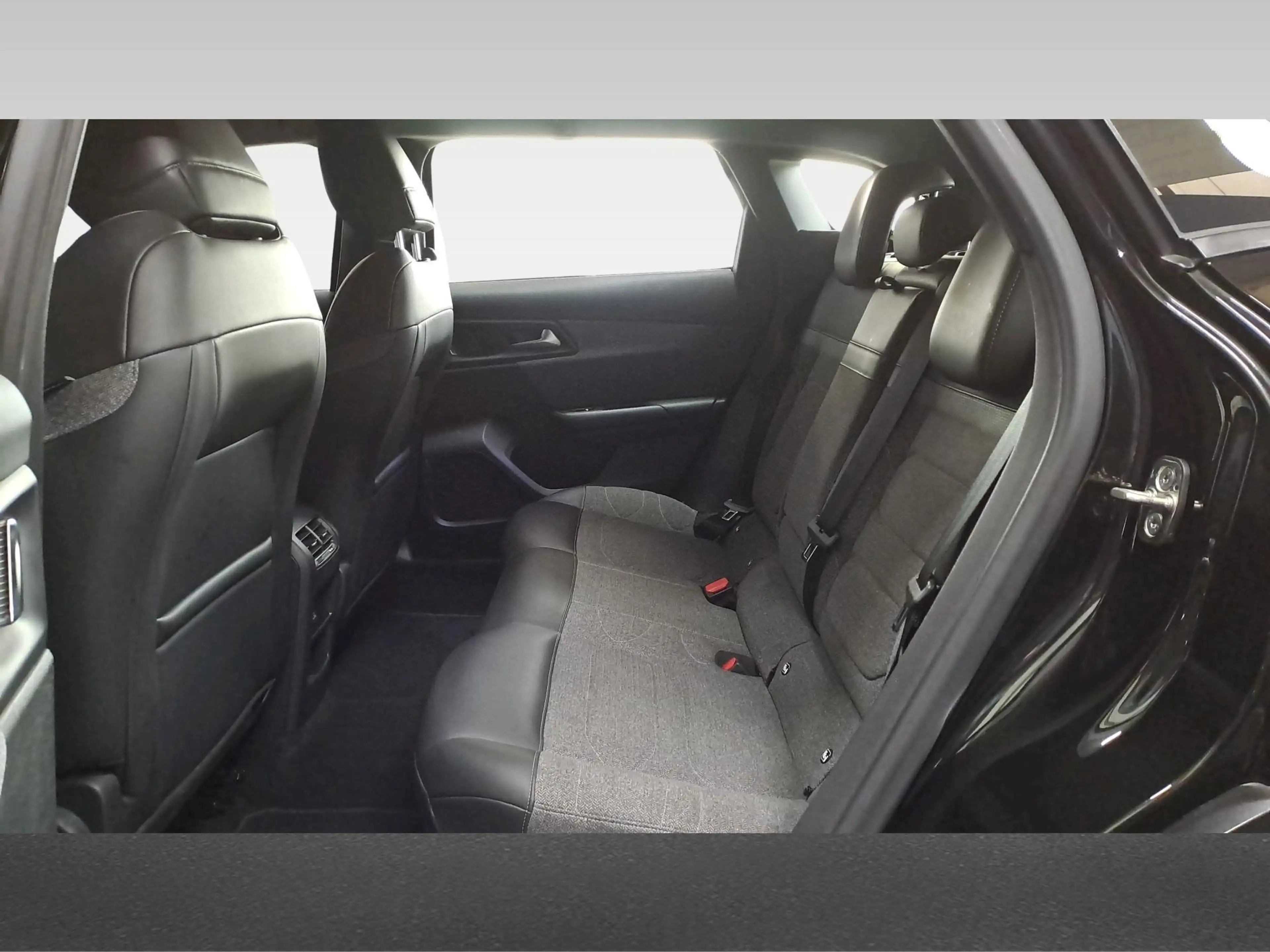 Citroen C5 X 1.2 PureTech 130PK AUTOMAAT BUSINESS LED NAVI PDC — photo 13