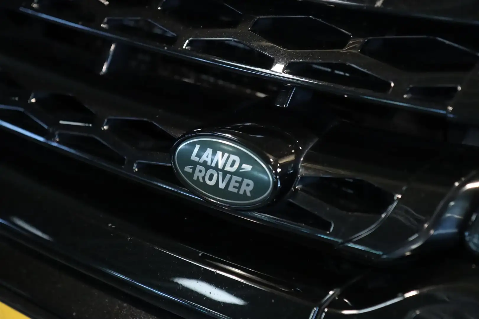 Land Rover Range Rover Evoque 2.2 SD4 4WD PANO / LEDER / MERIDIAN / KEYLESS Noir - 2