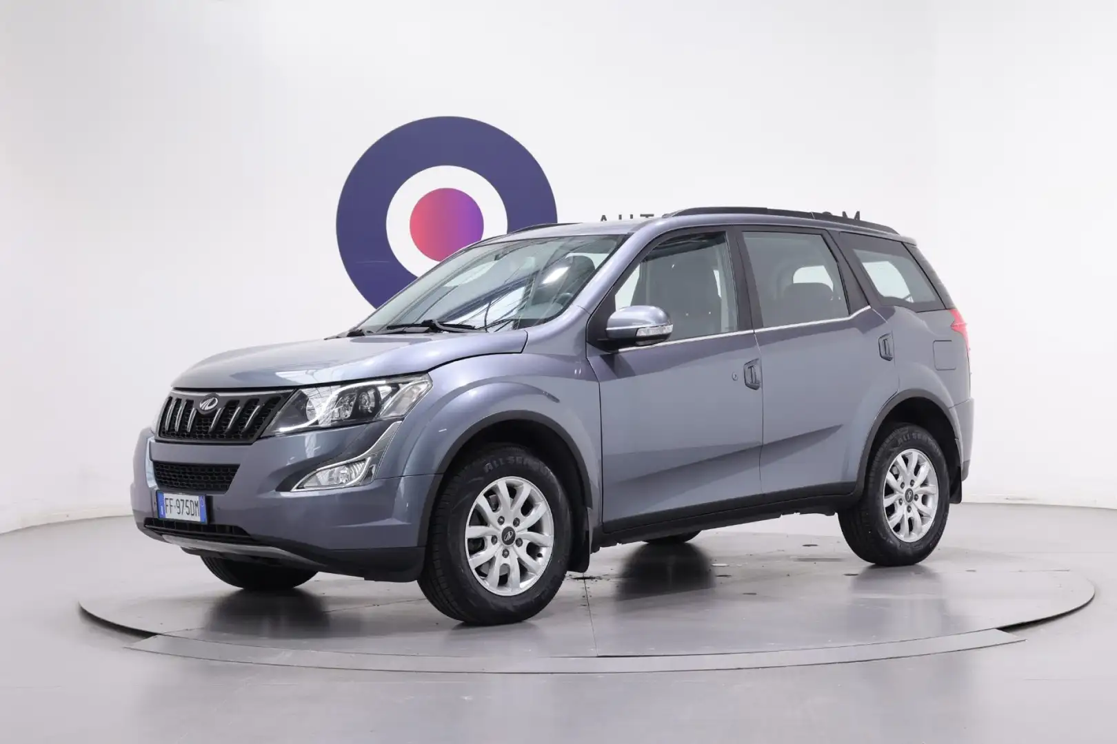 Mahindra XUV500 2.2 16V FWD W10 FARI LED 7 POSTI FARI LED Grau - 1