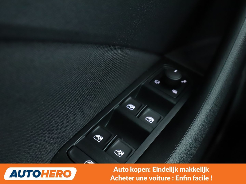 Skoda Scala 1.0 TSI Ambition — photo 15