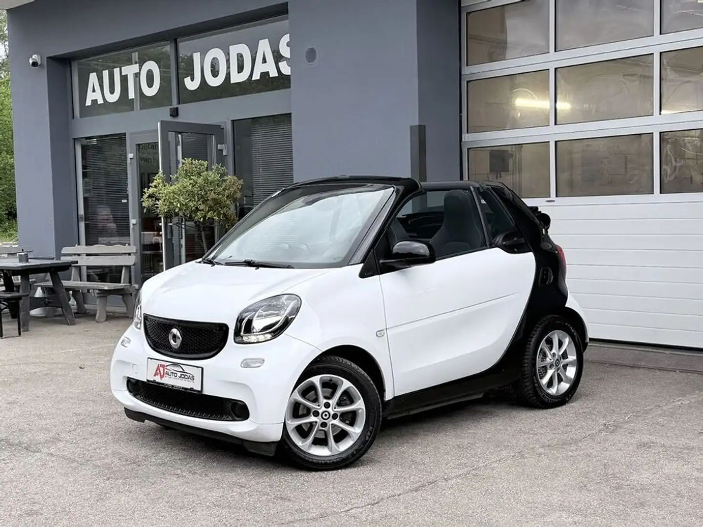 smart forTwo cabrio 1.0 Aut. **Klimaaut./Tempomat** Weiß - 2