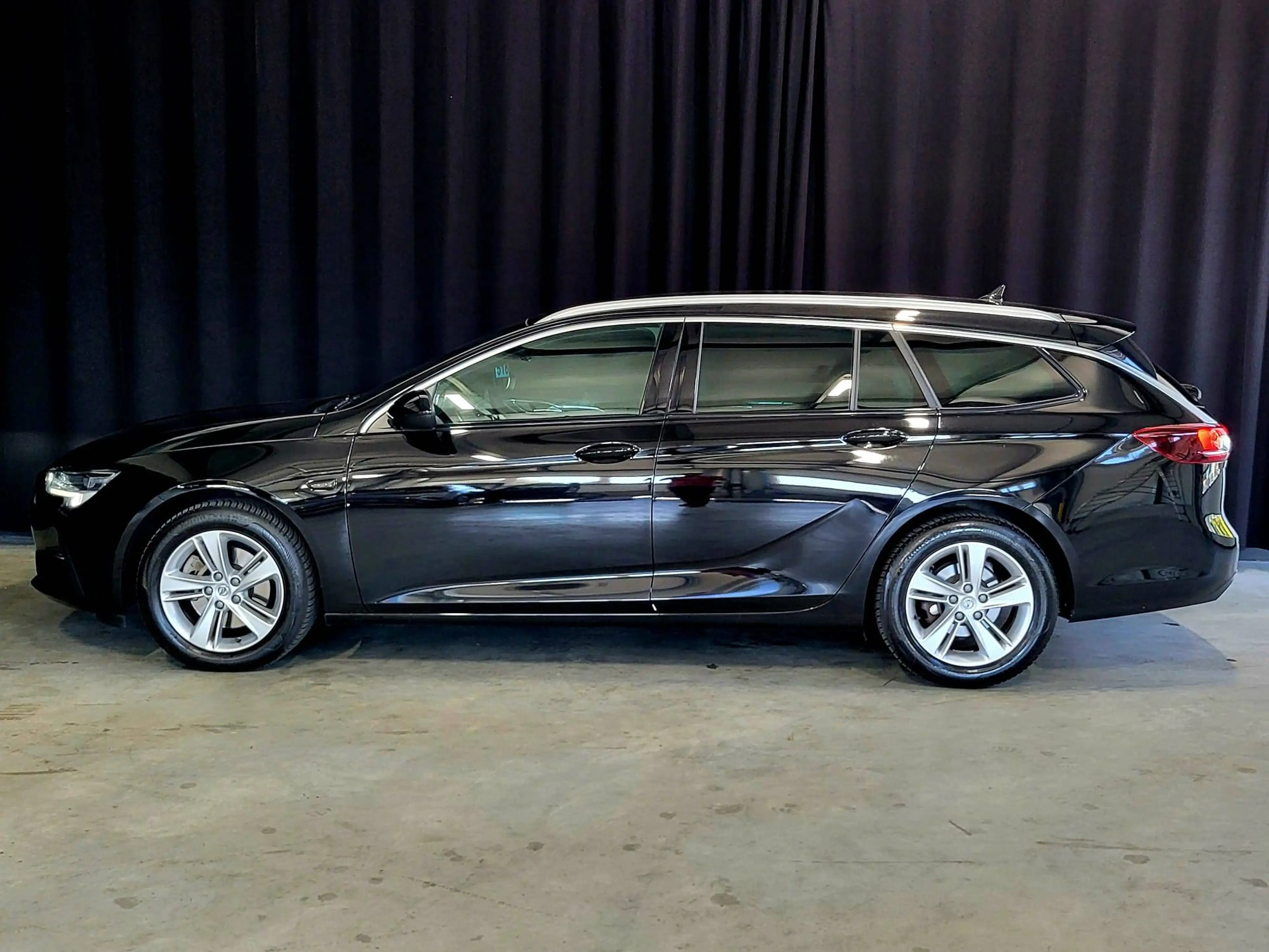 Opel Insignia ST Elegance *R-KAMERA*NAVI PRO*LHZ*SHZ*MATRIX* — photo 7