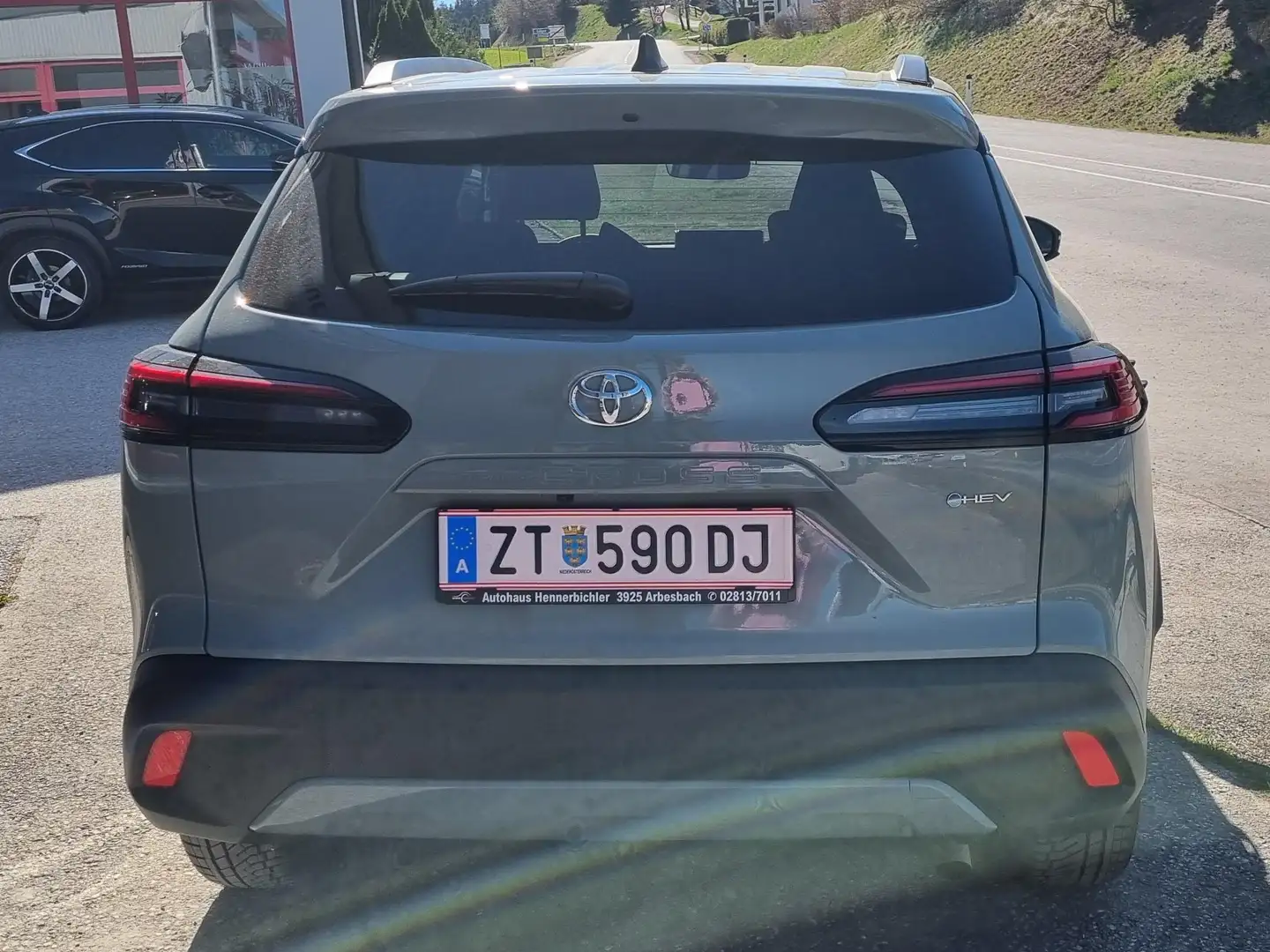 Toyota Corolla Cross Hybrid FWD Active Drive Grün - 2