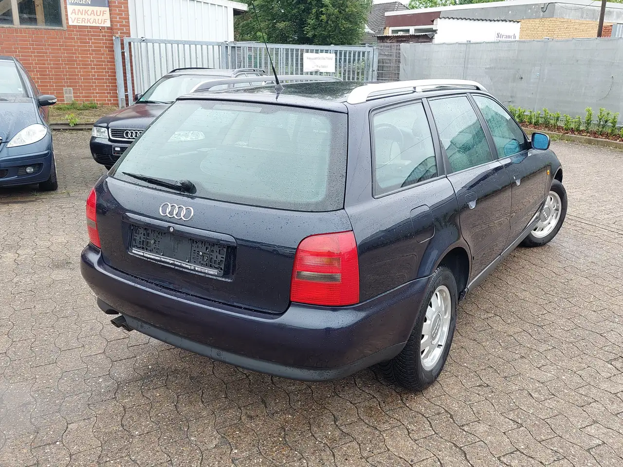 Audi A4 Avant 1.8 T Avant,erst 91tsd KM,aAHK,Klima,Leder,PDC,SHZ,GJReifen,etc..., foto 7