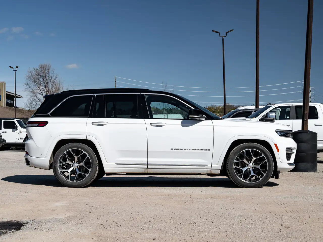 Jeep Grand Cherokee снимка Jeep Grand Cherokee