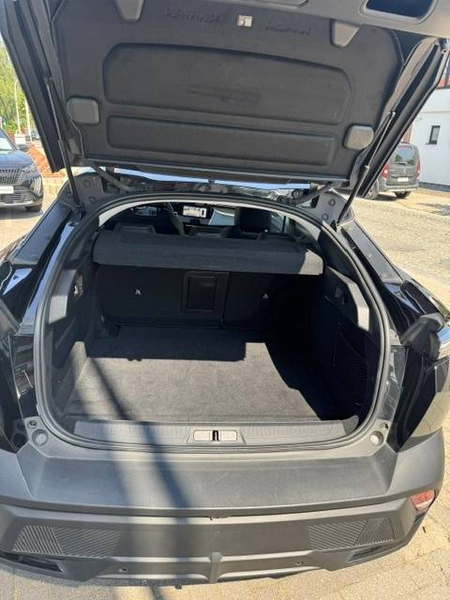 Peugeot 408 408 1.2 Turbo MHEV Allure S — photo 11