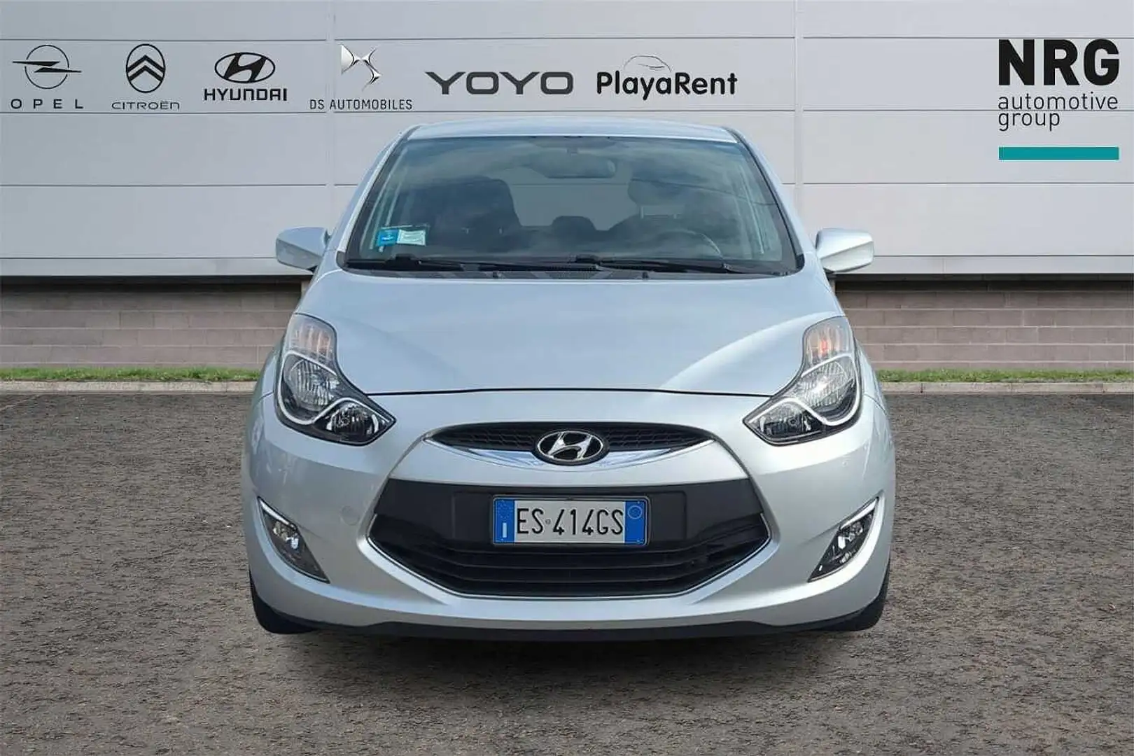 Hyundai iX20 1.4 90 CV Econext Comfort Grijs - 2
