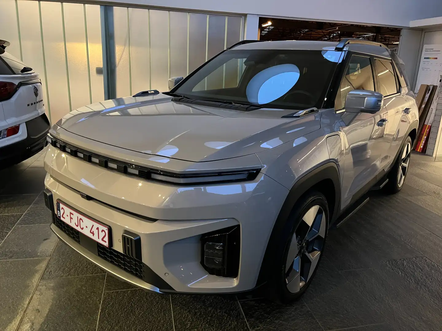 KGM Torres EVX TITANIUM Beige - 1