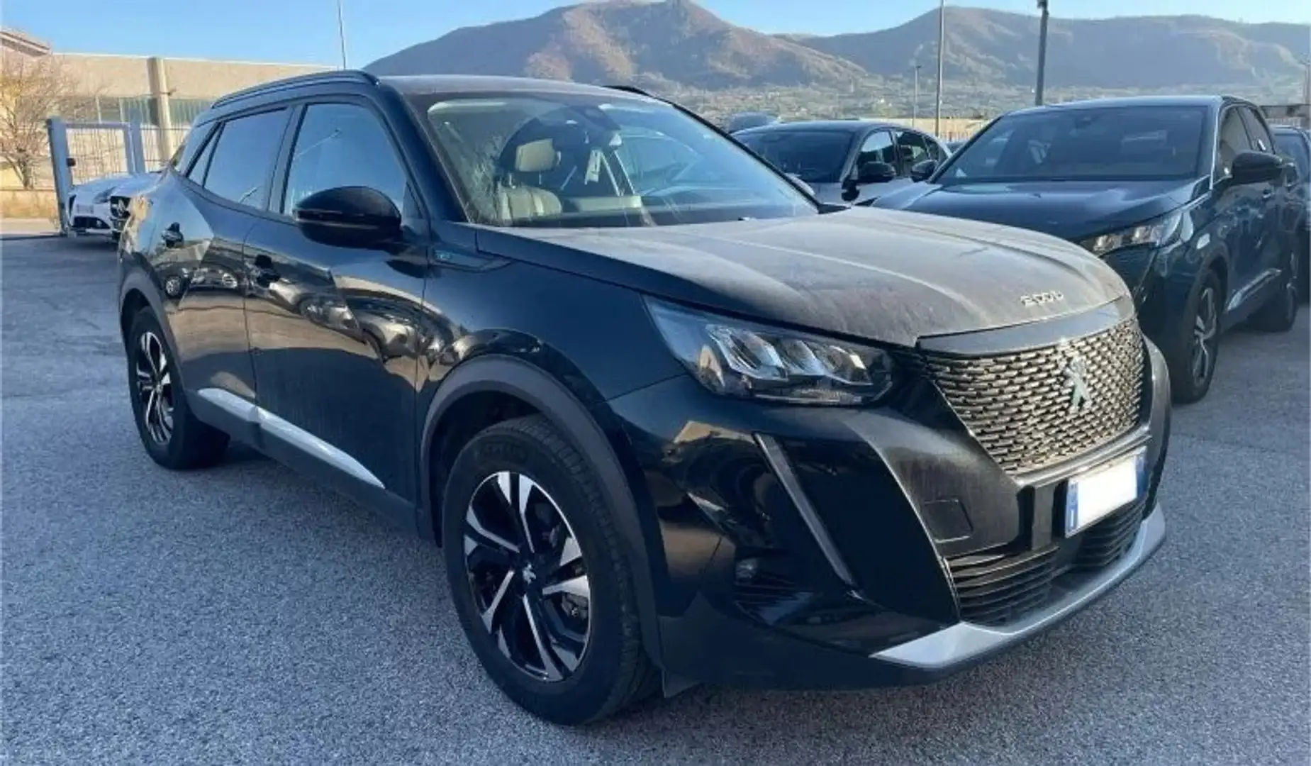 Peugeot 2008 E-2008 ALLURE PACK 136CV Nero - 1