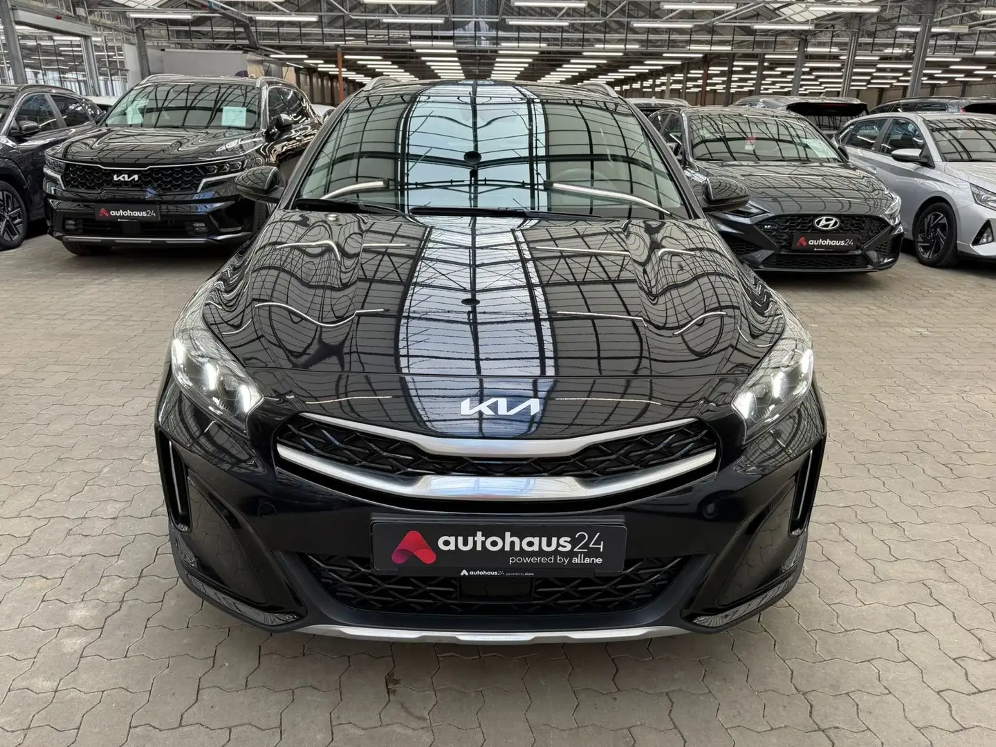Kia XCeed Xceed 1.6  Plug-in Hybrid Vision|LED|Navi Schwarz - 2