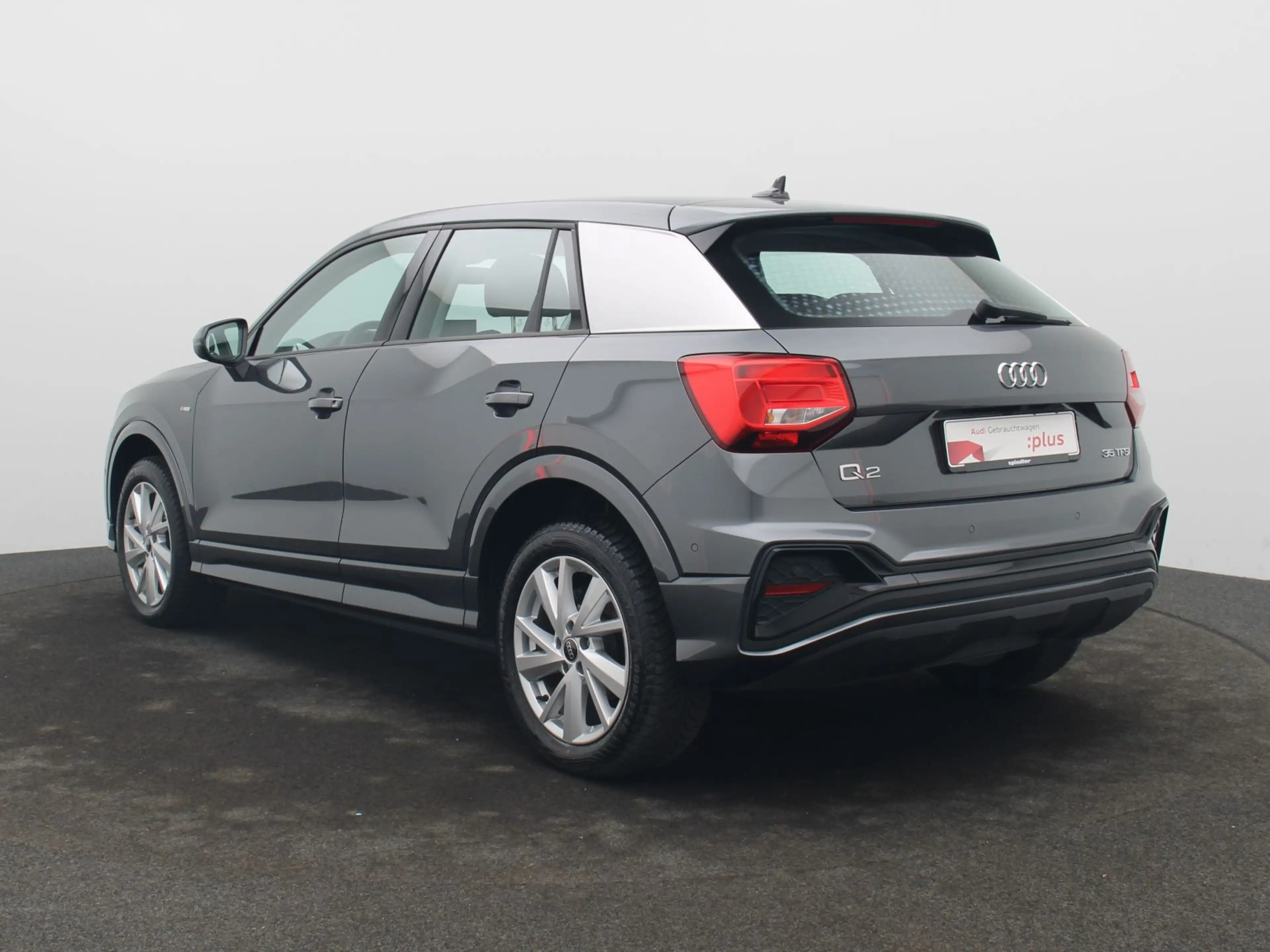 Audi Q2 S-Line 35 TFSI S-tronic / MMI-Navi+, LED, RFK — photo 6