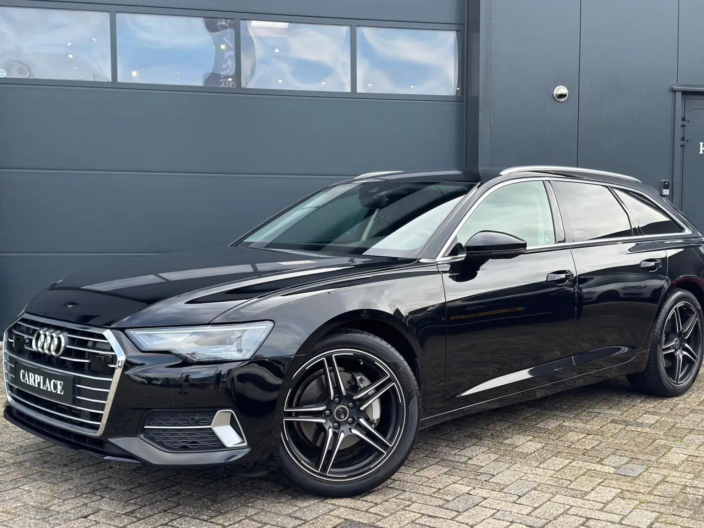 Audi A6 Avant 45 TFSI S edition Zwart - 1