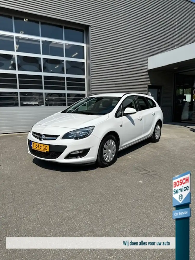 Opel Astra Sports Tourer Wit - 1