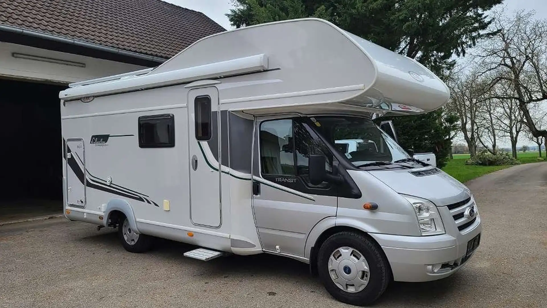 Ford E-Transit LMCMünsterland Liberty Breezer A564G Argent - 1
