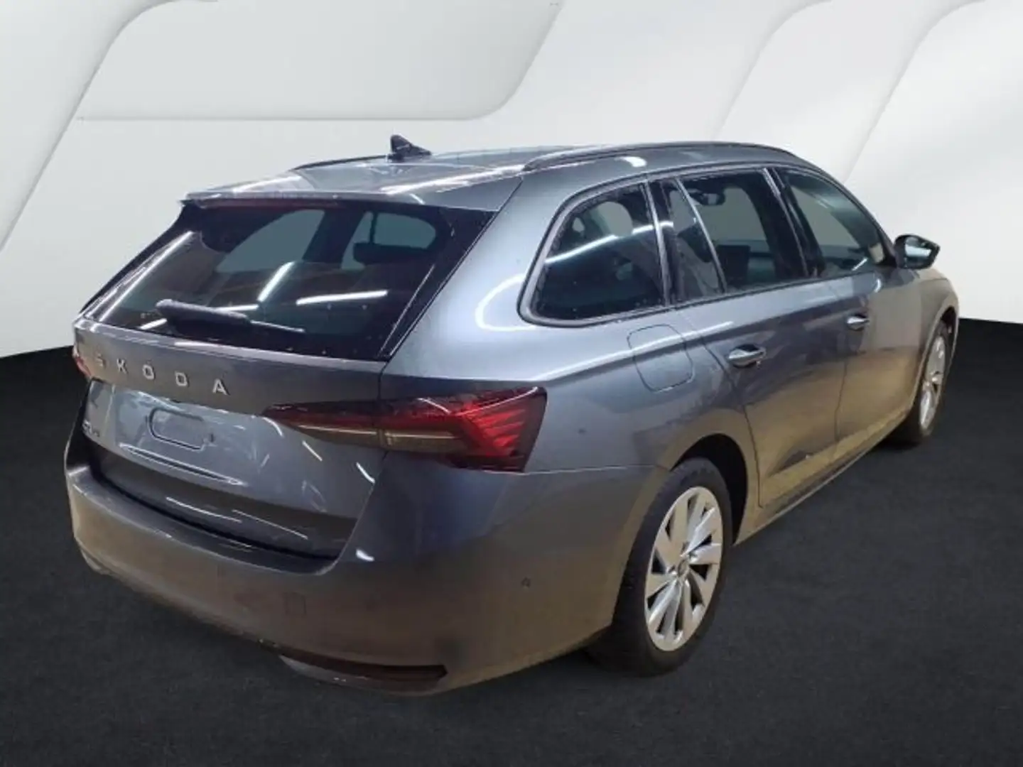 Skoda Octavia Combi 1.5 TSI DSG SELECTION MATRIX+AHK Grau - 2
