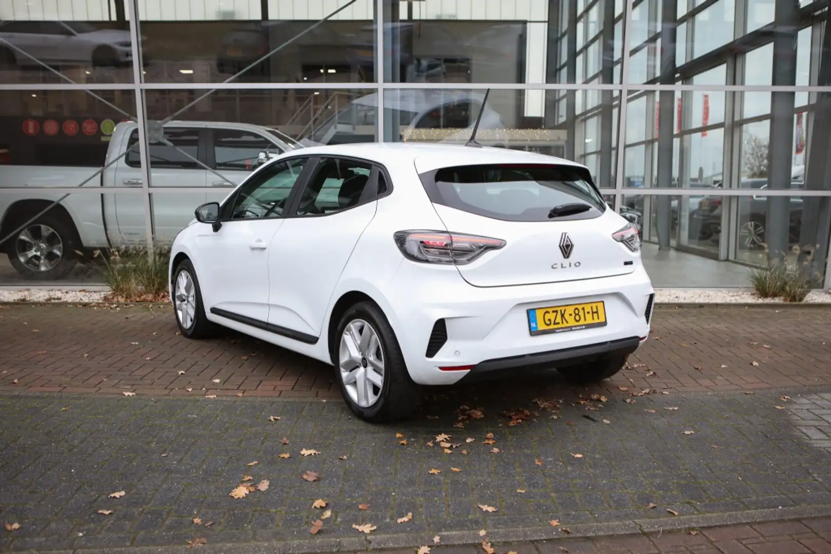 Renault Clio 1.6 ETFH 145PK | Hybride | Achteruitrijcamera | Blanc - 2