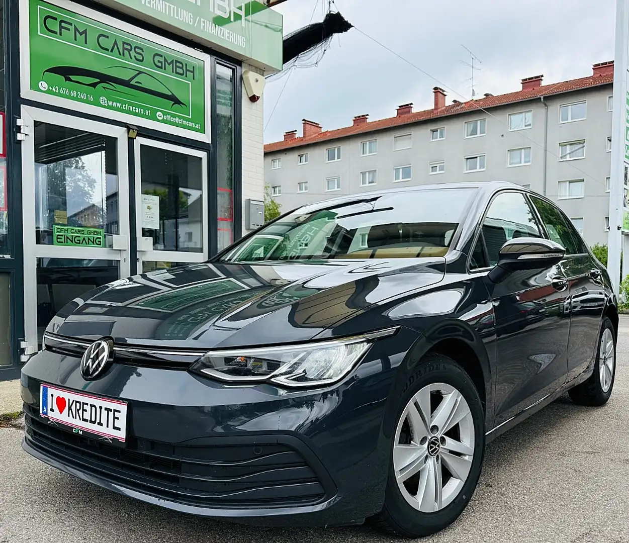 Volkswagen Golf 2,0 TDI Life DSG Grijs - 1