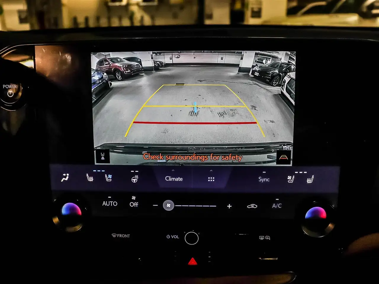 Lexus NX снимка Lexus NX