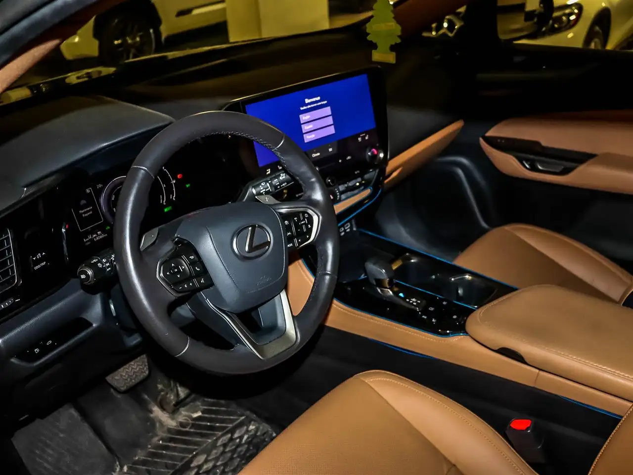 Lexus NX снимка Lexus NX