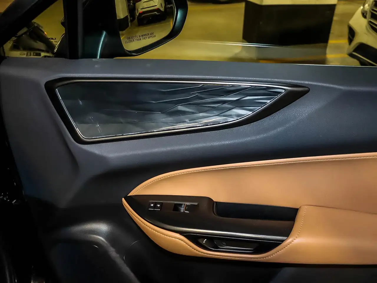 Lexus NX снимка Lexus NX