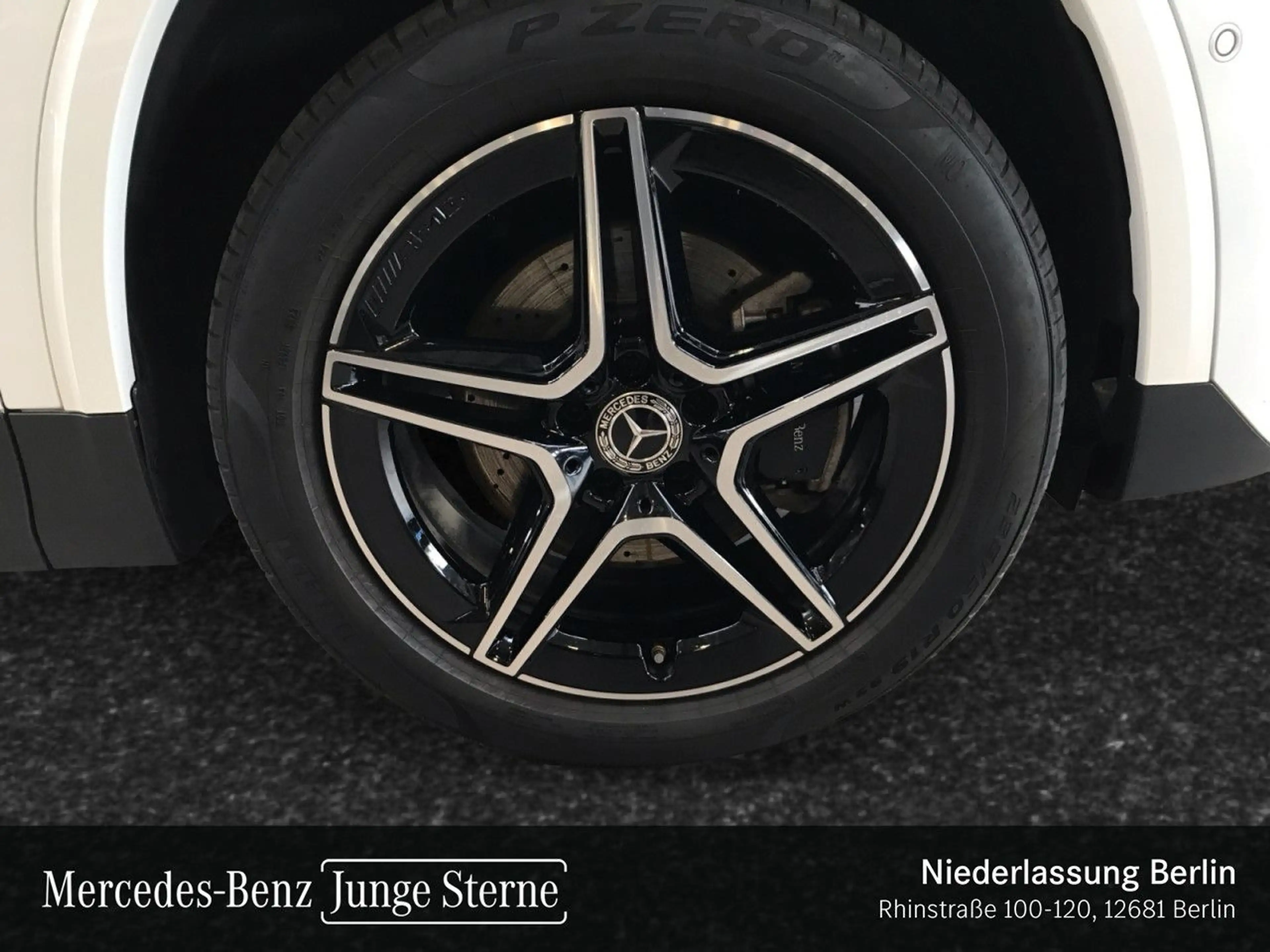 Mercedes-Benz GLA 250 e AMG+NIGHT+PANO+MULTIBEAM+KAMERA+19"+TOTW — photo 5