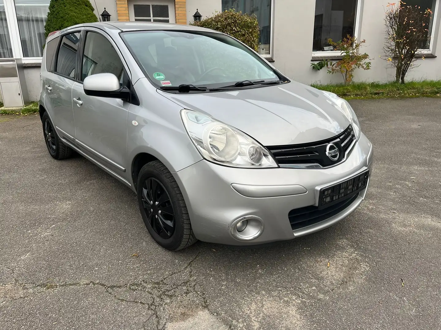 Nissan Note I-Way+ Grau - 2