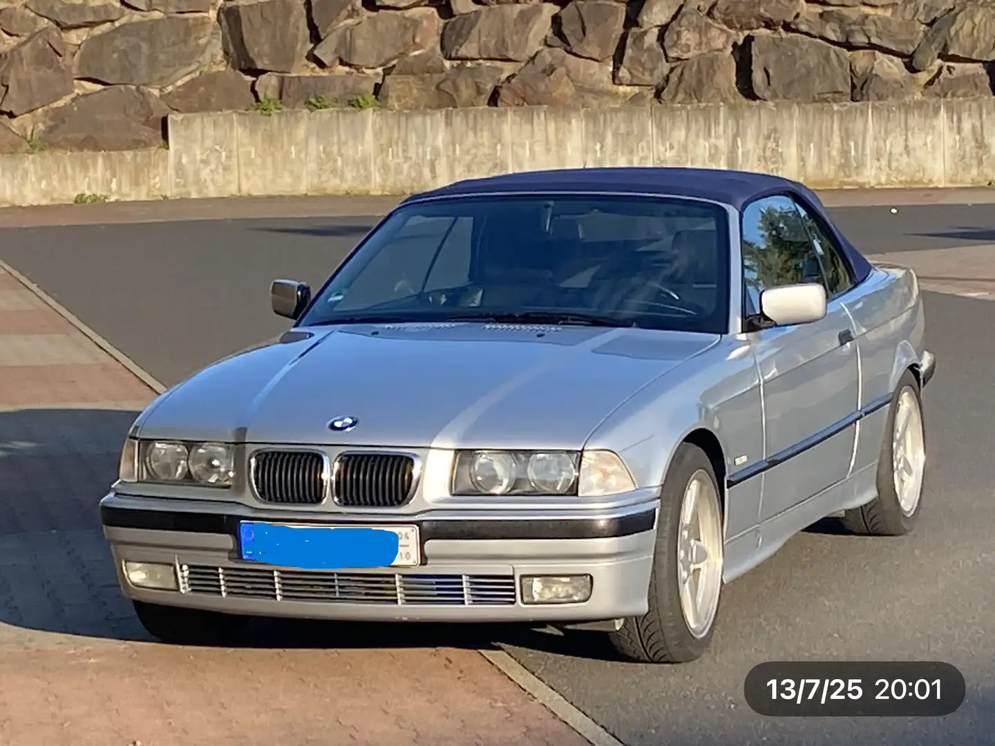 BMW 328 328i Silber - 1