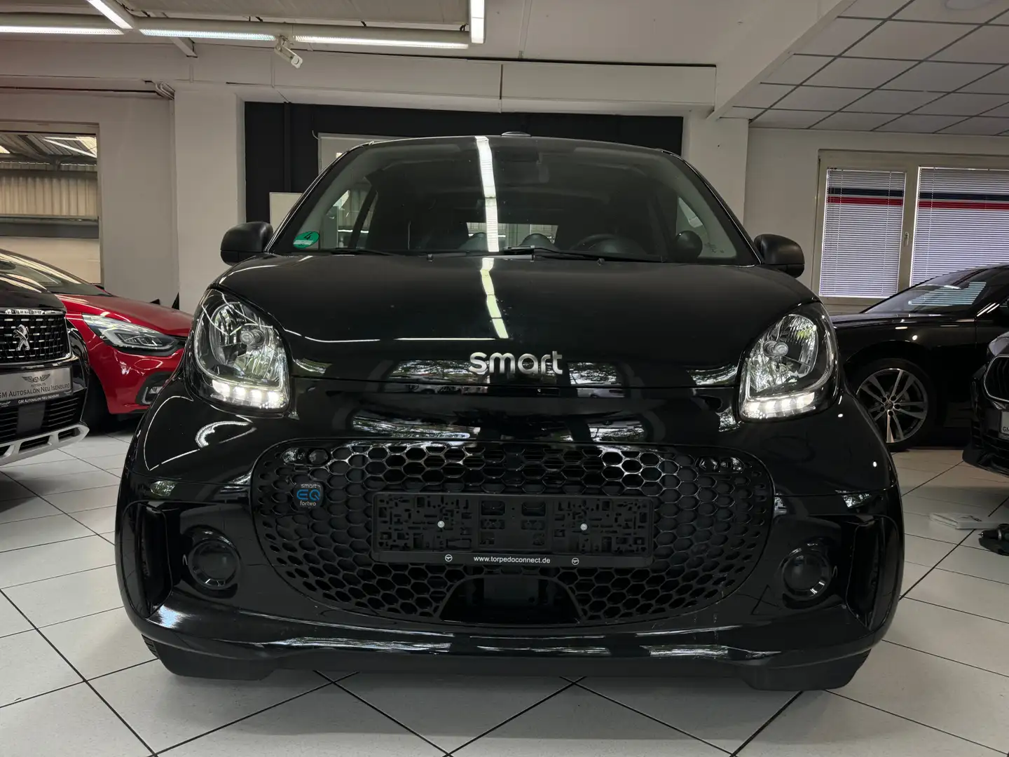 smart forTwo cabrio EQ*MwST*Sitzh.Klimaautom.CABRIO Negro - 1