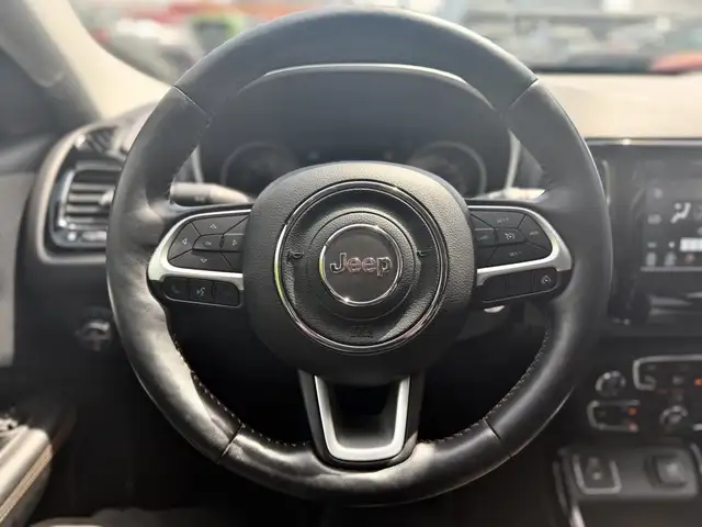 Jeep Compass view 13