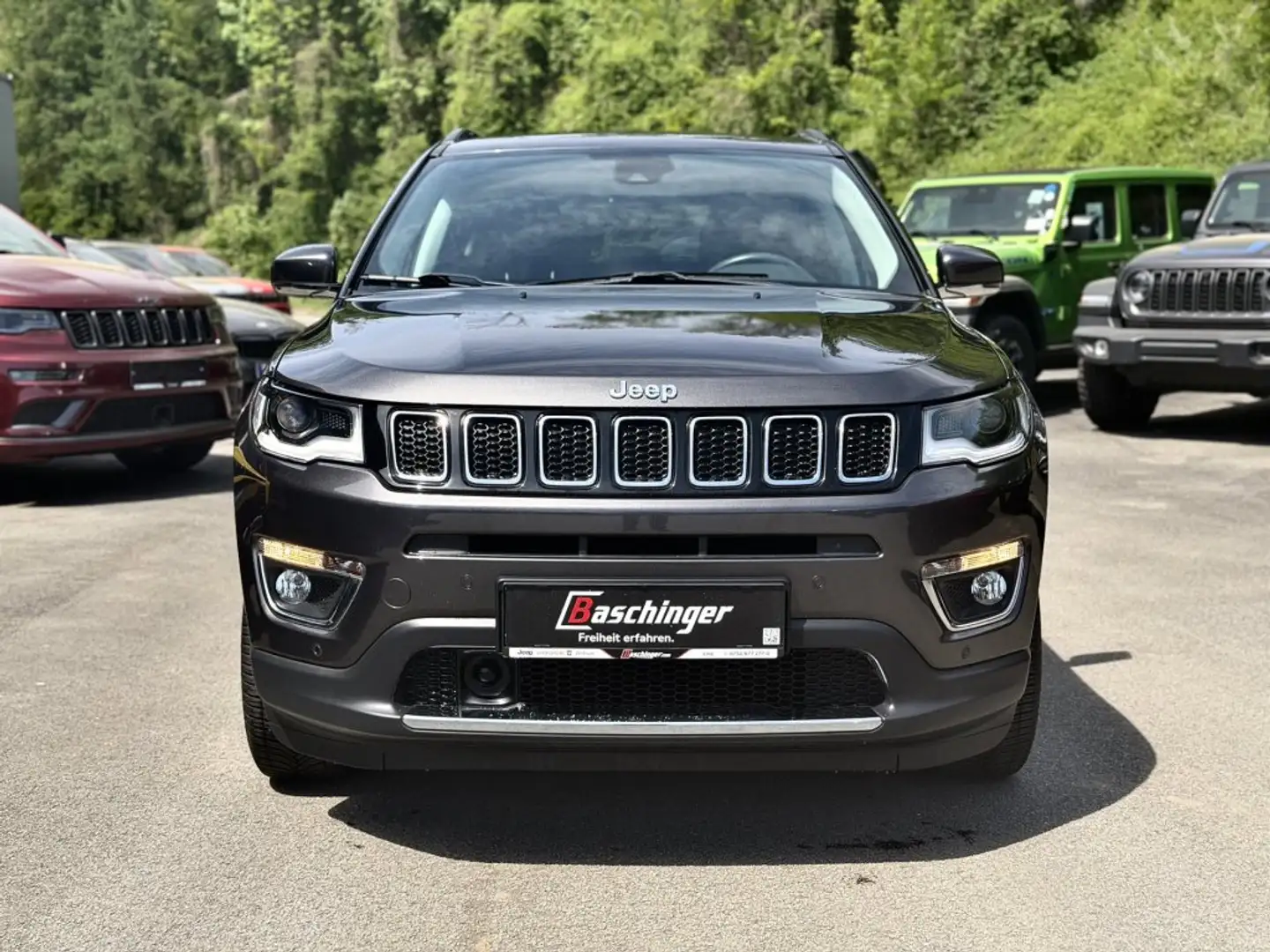Jeep Compass Limited 1,4 Grau - 2