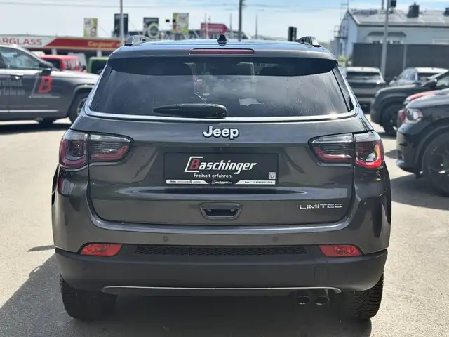 Jeep Compass view 6