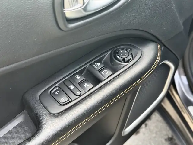 Jeep Compass view 12