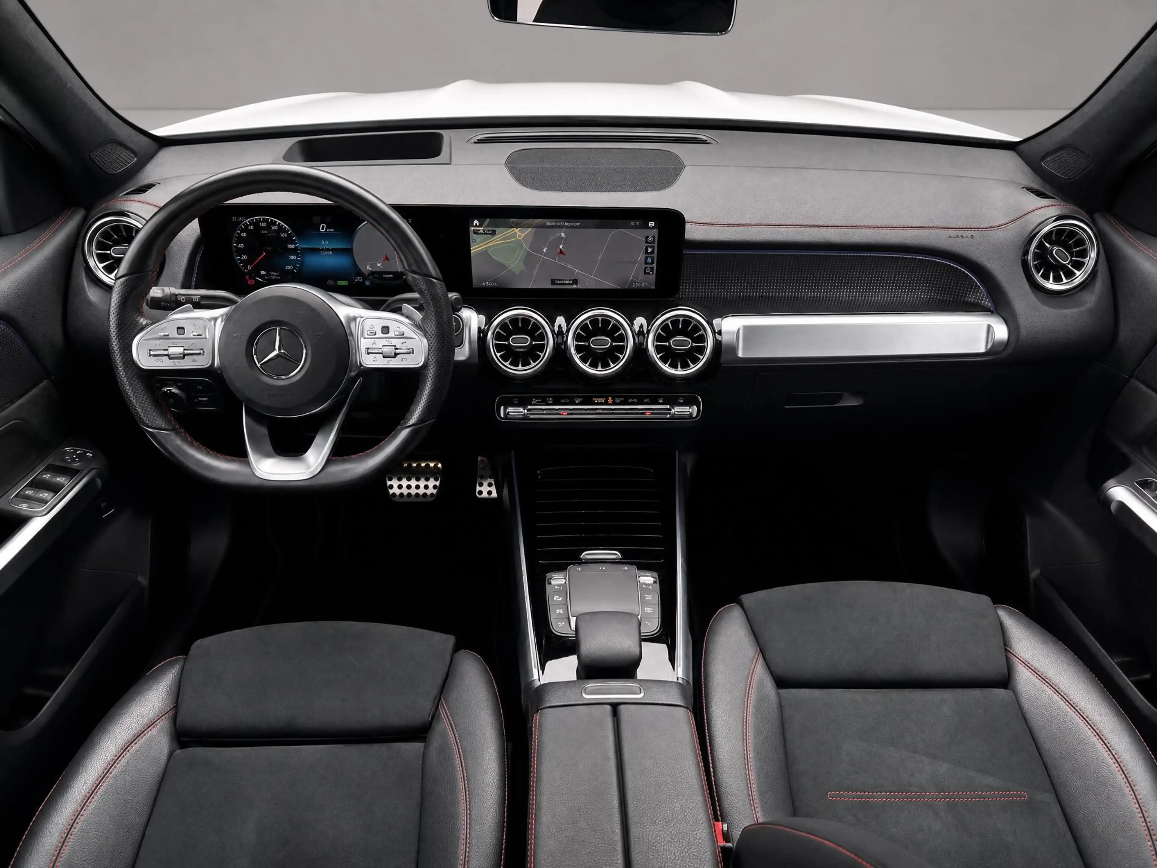 Mercedes-Benz EQB 350 4MATIC AMG Line 7p. 67 kWh | Head-Up Display | Pan — photo 5