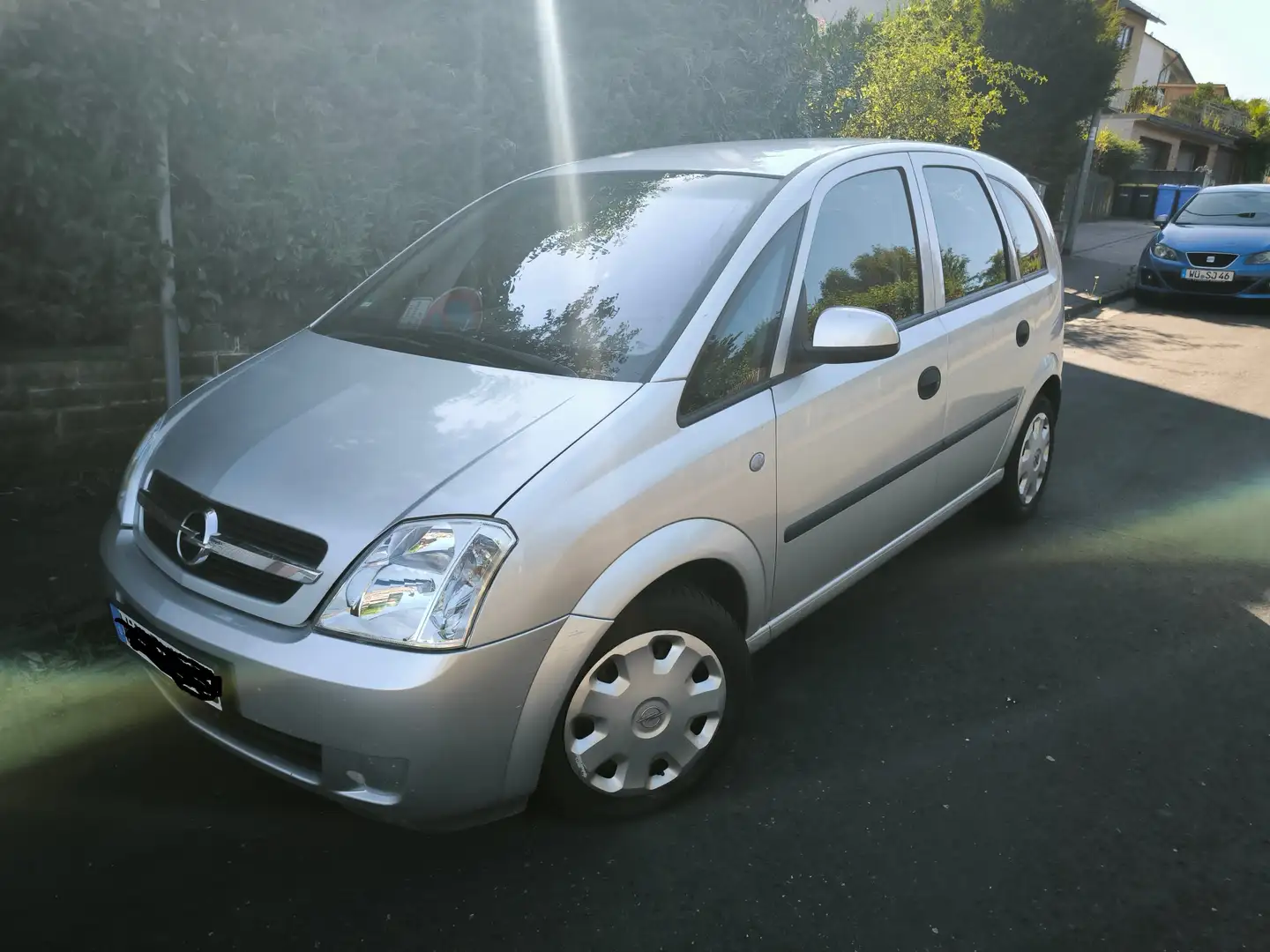 Opel Meriva 1.6 Cosmo Argent - 2