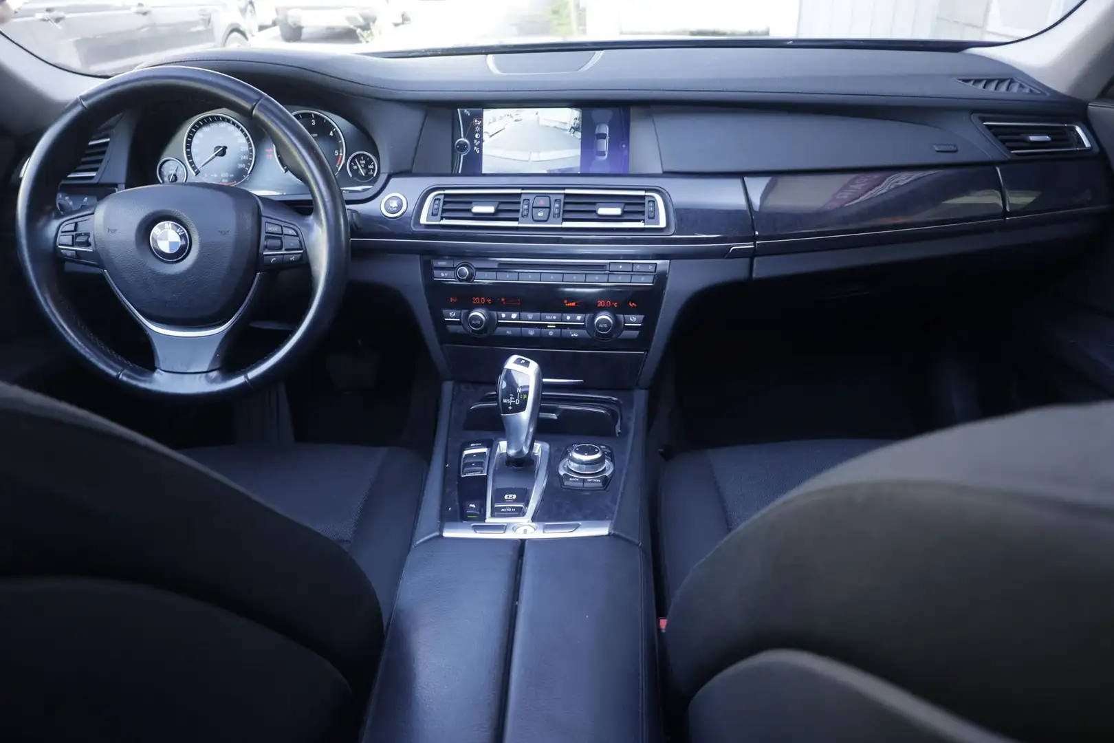 BMW 740 BMW Serie 7 740d Eccelsa Unicoproprietario Nero - 2