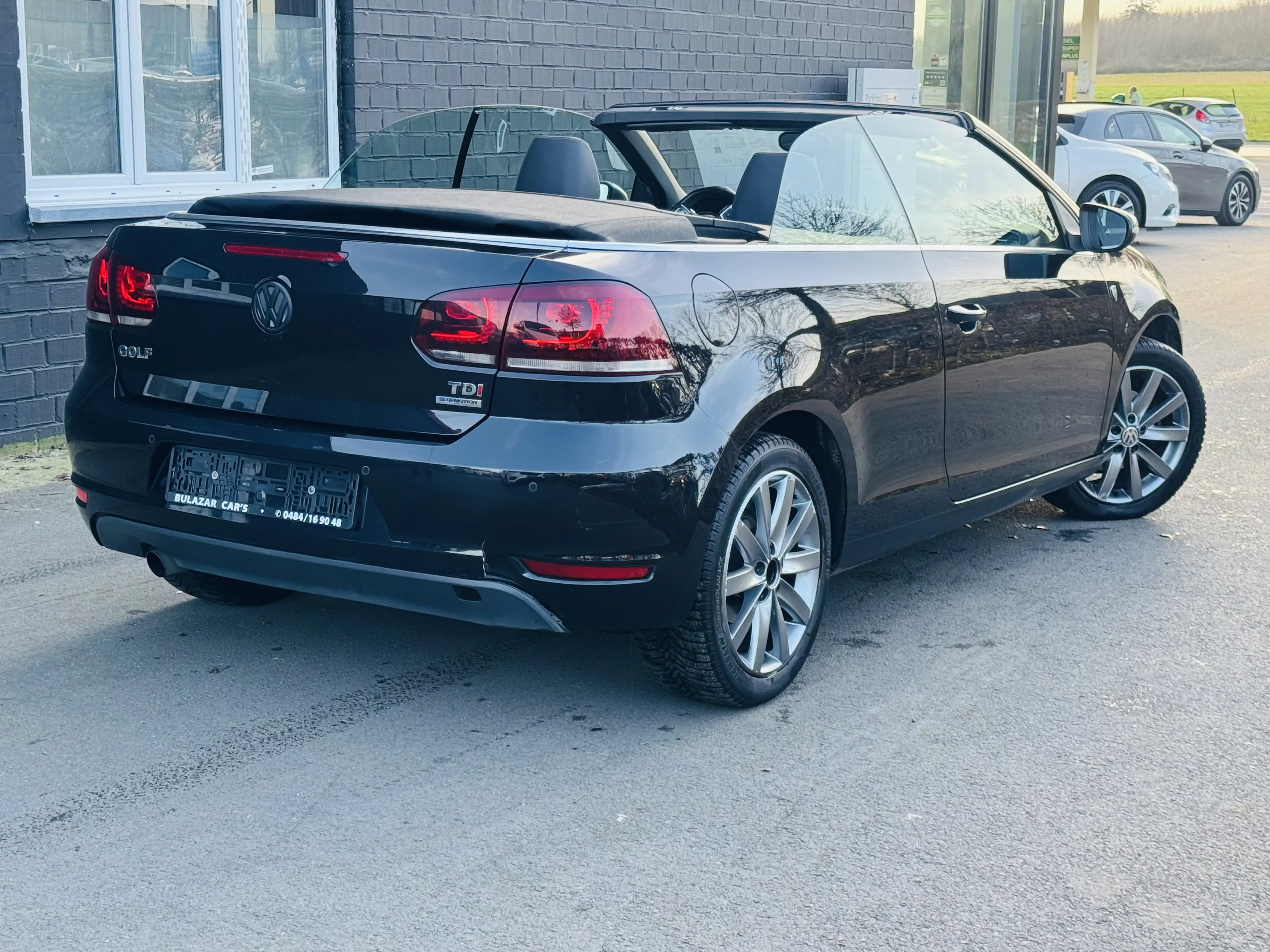 Volkswagen Golf Cabriolet 1.6 CR TDi Karmann GARANTI ECRAN NAVI CLIM — photo 6