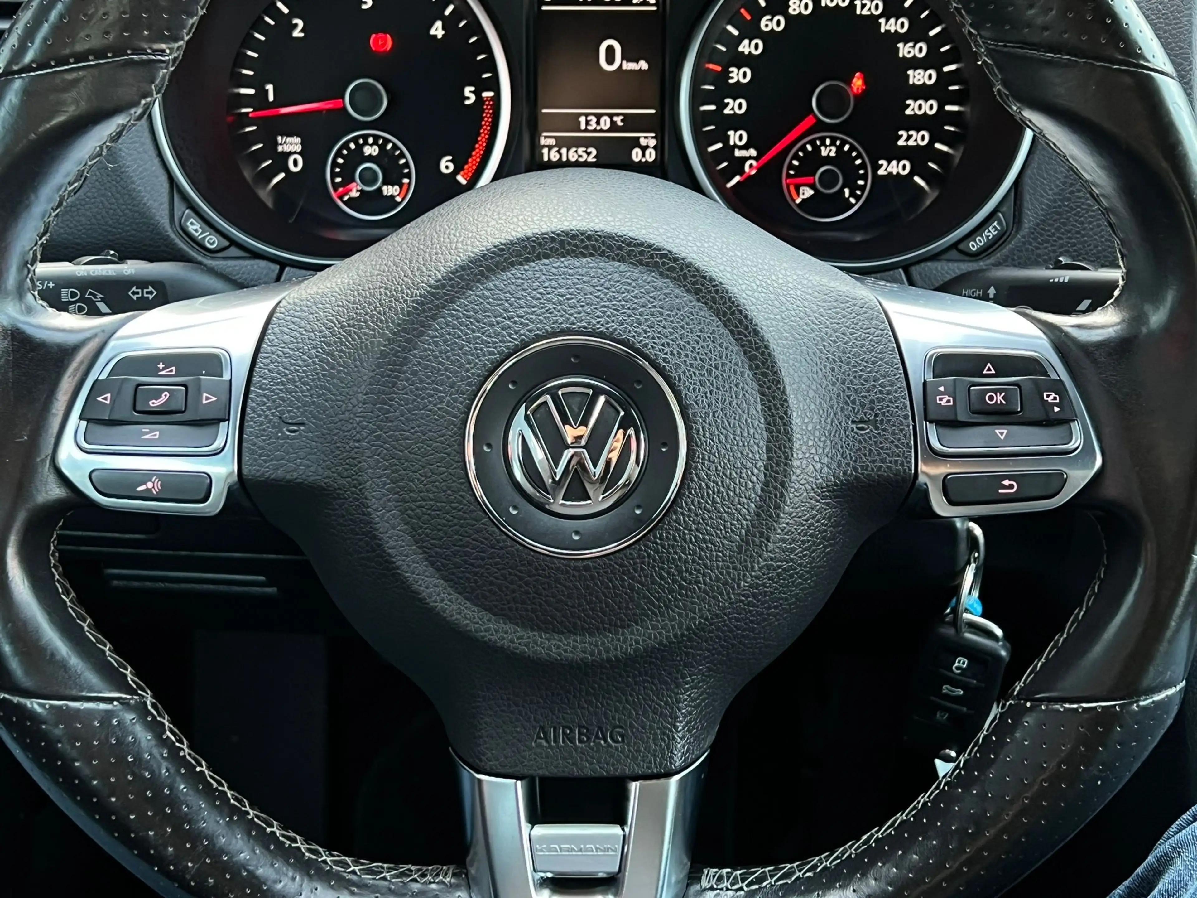 Volkswagen Golf Cabriolet 1.6 CR TDi Karmann GARANTI ECRAN NAVI CLIM — photo 9