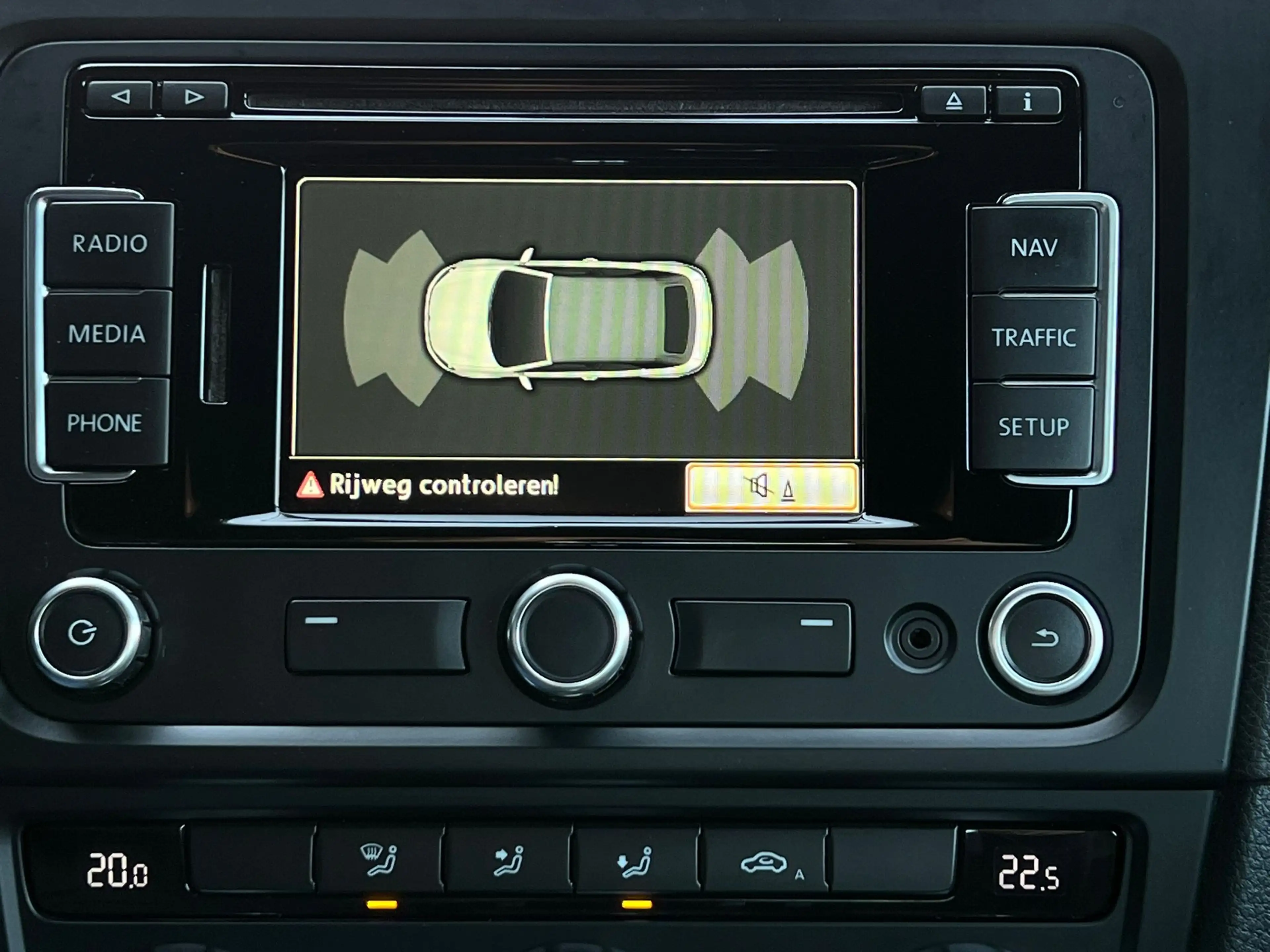 Volkswagen Golf Cabriolet 1.6 CR TDi Karmann GARANTI ECRAN NAVI CLIM — photo 10