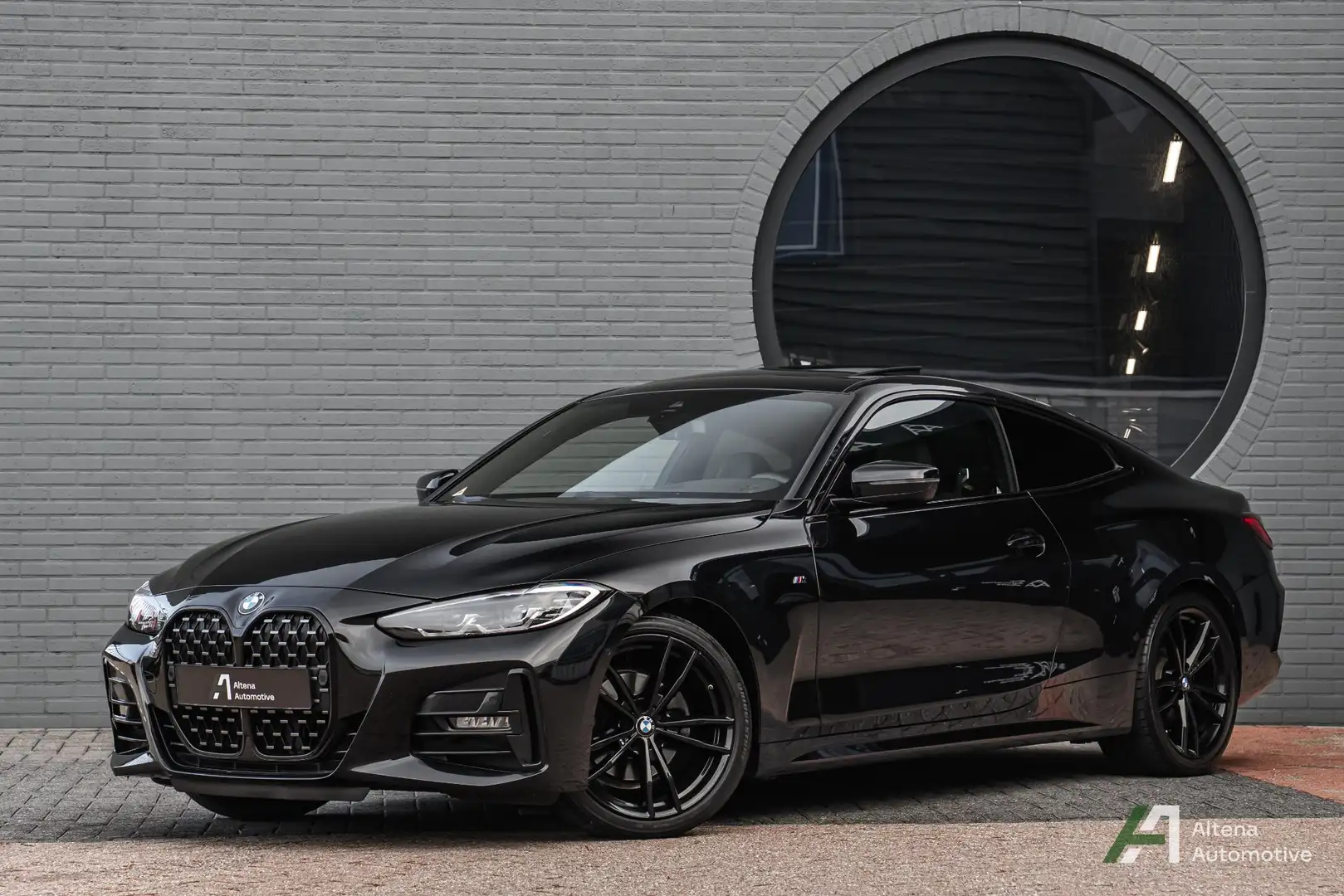 BMW 420 4-serie Coupé 420i High Executive M-sport, schuifd Zwart - 1