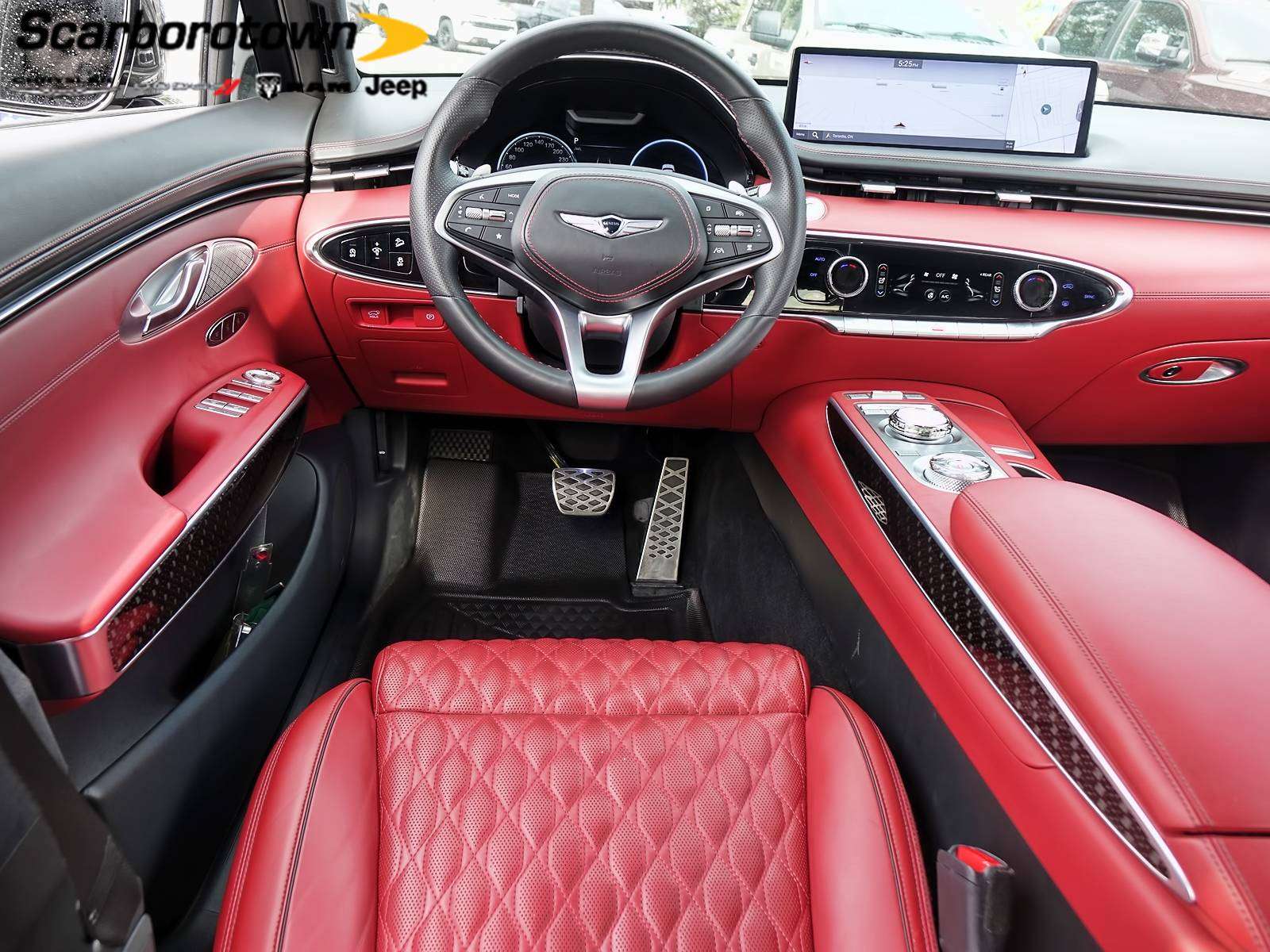 2025 Genesis GV70
